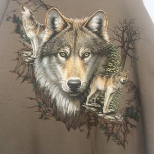 Vintage lee hand painted wolves by Pam Stern signed sweatshirt. Large